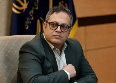 مدیر جدید تئاتر شهر حکم گرفت