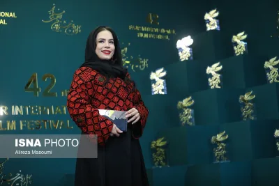 همکاری ملیکا شریفی نیا با بهاره رهنما