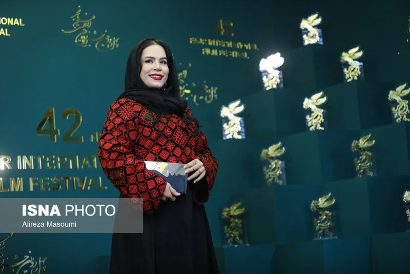 همکاری ملیکا شریفی نیا با بهاره رهنما
