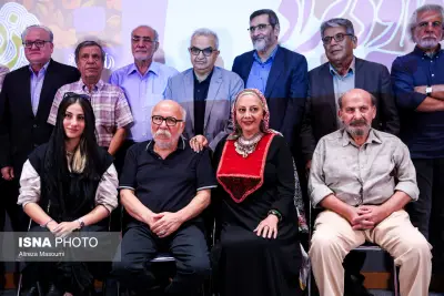 مراسم اهدای نشان درجه یک هنری به علیرضا داوودنژاد