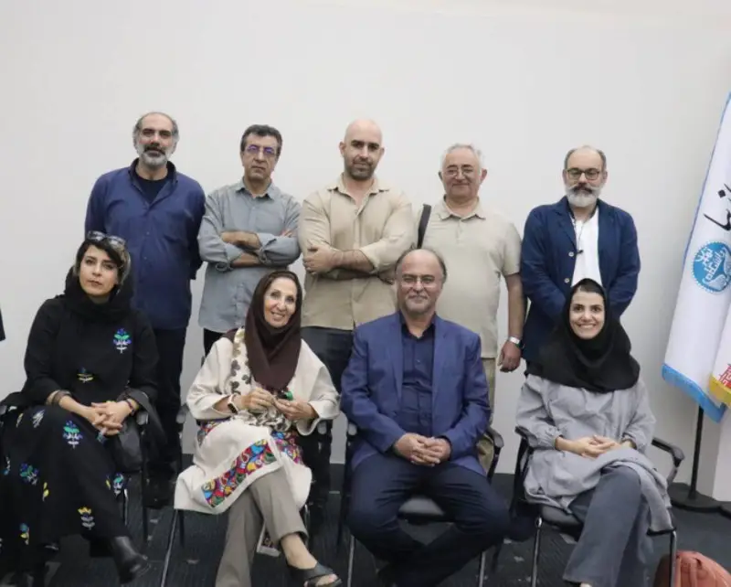 برگزاری یک انتخابات تئاتری