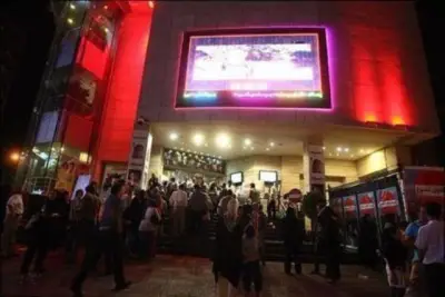 ۵ فیلم پرمخاطب سینما و انتشار تصویر متفاوت رضا عطاران