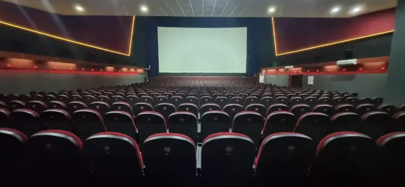 در سینما و تئاتر چه خبر است؟